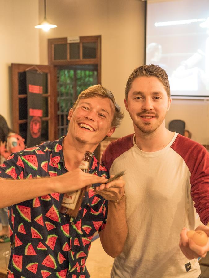 John & Paul Inn Куинён Экстерьер фото